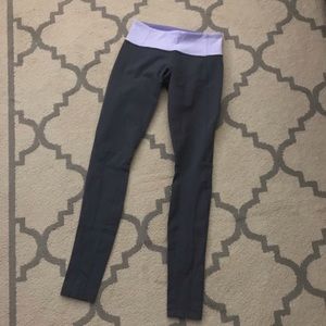 LULULEMON ATHLETICA WORKOUT PANTS - like new!